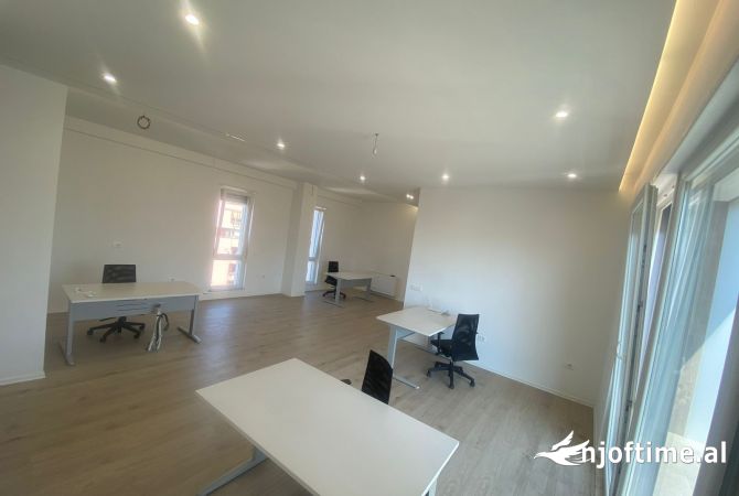 Jepet ambient biznesi me qera ne rrugen e Dibres