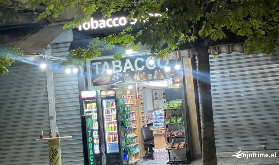 Shitet biznesi tek rruga e barrikadave 