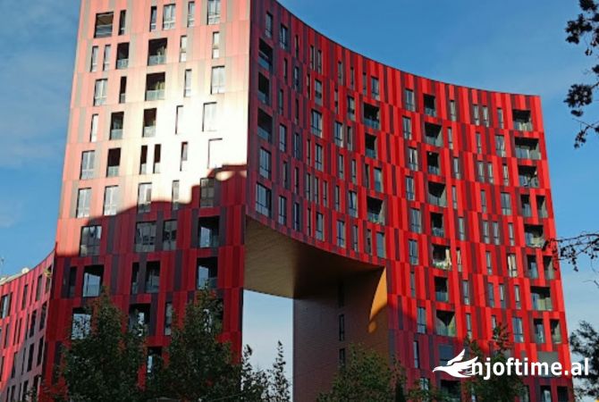 Jepet zyre me qera tek Park Gate