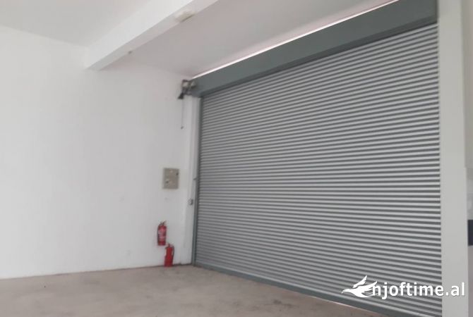 🚗 SHITET POST PARKIMI ME QEPENË TE KOMUNA E PARISIT! 🔑 SUPER MUNDËSI!!!!!! ✔️