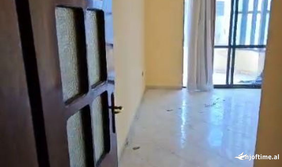 🏢 Apartament 2+1 me Qira per Zyra te Zogu i Zi!!!! 🖥