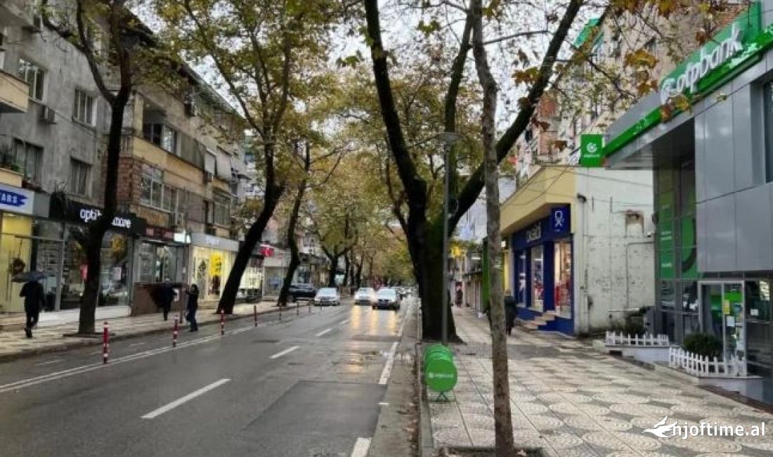 Shitet Dyqan prane rruges Myslym Shyri!!!!!!!!!!!!!!!!!!!!!!!!!!!!!!!!!!!!!!!!!!!!!!!!!!!!!!!!!1