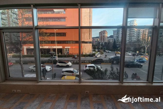 🏢 Ambient me Qira te Rruga e Kavajës, afër Pallatit me Shigjeta!!!!!!!!!!!!!!!!!!!!!!!!!!!!!!!!!!!!