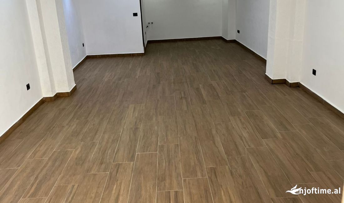 Shiten 2 ambiente biznesi ne nje nga zonat me te kerkuara te Tiranes, Myslym Shyri!