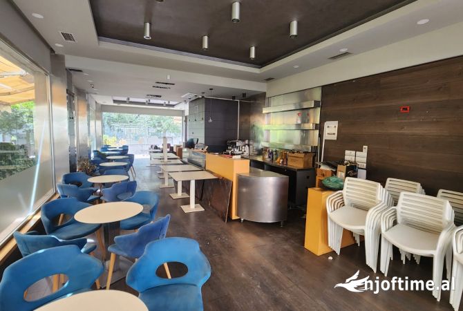 Jepet me qira Lokal Komercial "Panorama", afër Hotel Prestige – 276 m²