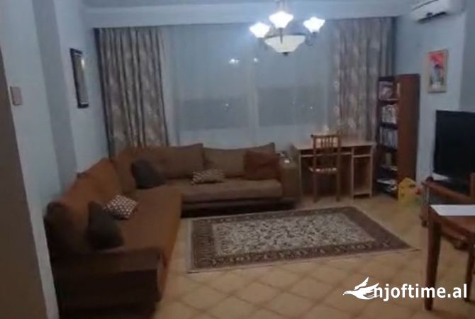Apartament 1+1 me Qira - Rruga e Elbasanit
