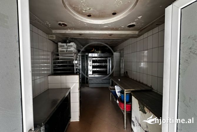 Ambient biznesi ne shitje 1+1 ne Tirane - 230,000 Euro