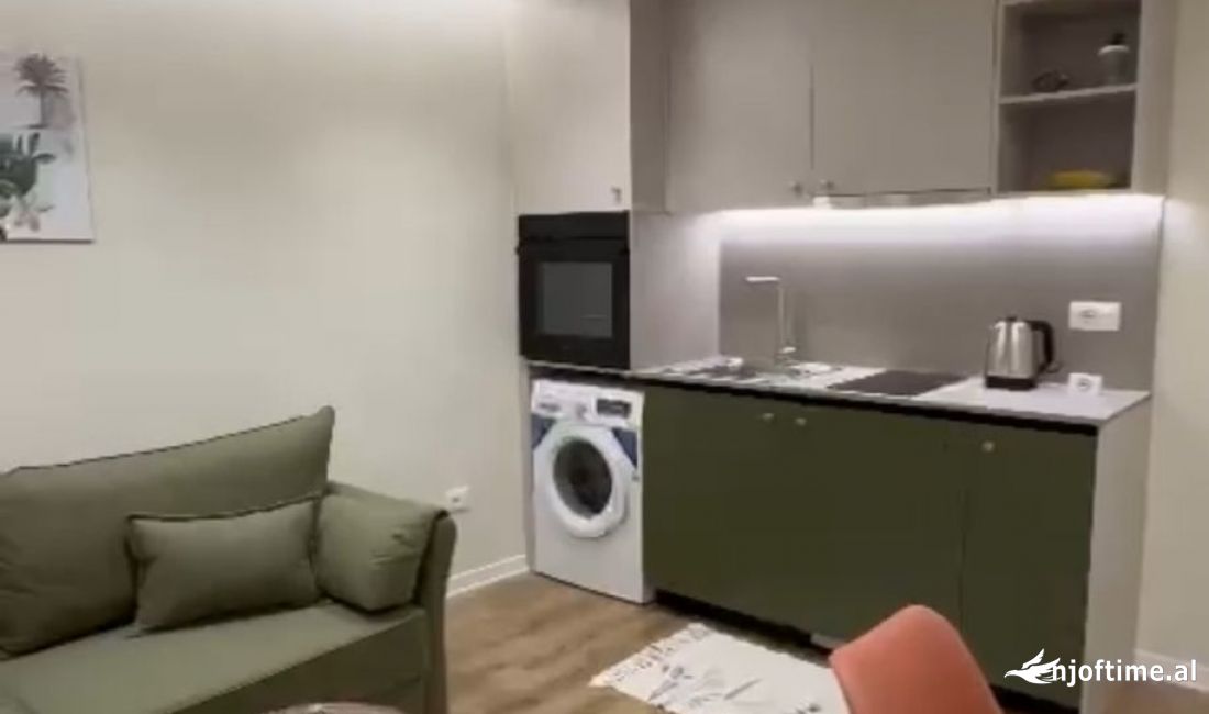 Shtepi ne shitje Apartament ne Tirane, 1+1, Mobilimi E mobiluar, Pagesa 184,000  Euro.