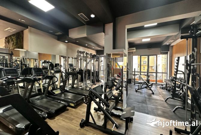 SHITET NJESIA E BIZNESIT ME PAJISJET E PALESTRES 188m2