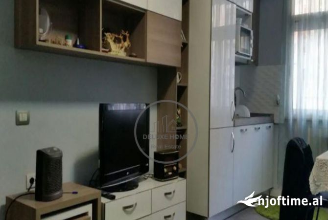 SHITET NJESI BIZNESI I NDARE NE 2 AMBIENTE 70m2