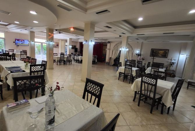 Lokal me Qira – 1350 m2 – Kinostudio – I Gatshem per Biznes