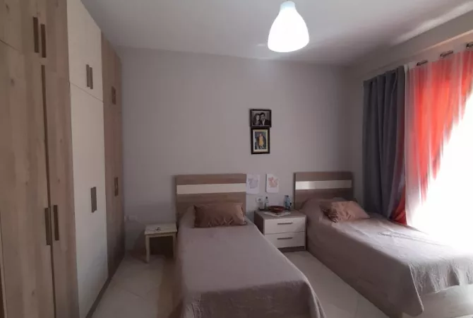 Qira, Apartament 2+1+2 tualete+3BLK, Fresk, 550 Euro/muaj (i diskutueshem)