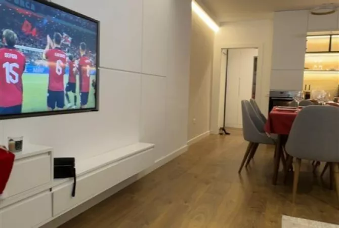 Shtepi me qera Apartament ne Tirane, 2+1, Mobilimi E mobiluar, Pagesa 900  Euro.