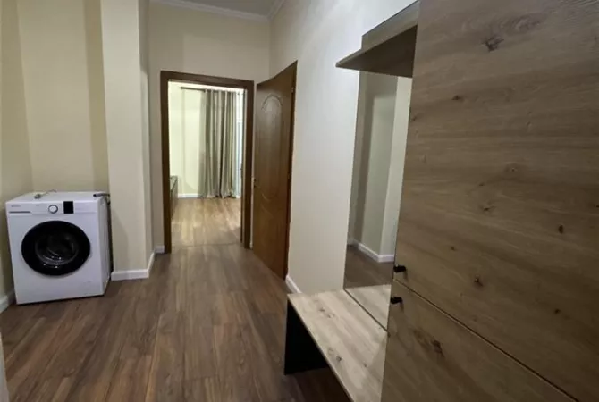 Shtepi me qera Apartament ne Tirane, 2+1, Mobilimi E mobiluar, Pagesa 600  Euro.