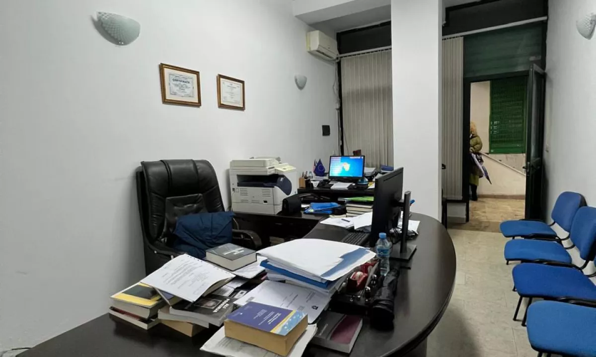 Shitet dyqan te ish-ekspozita