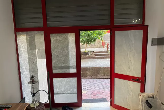 Business Property for Rent 1+1 in Tirana - 350 Euro