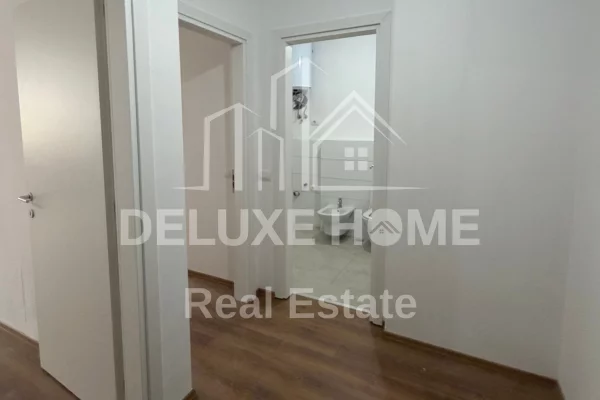 Appartamento in vendita a Tirana 1+1, Vuoto