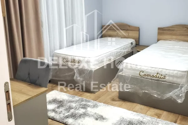 Shtepi me qera Apartament ne Tirane, 2+1, Mobilimi E mobiluar, Pagesa 1,500  Euro.