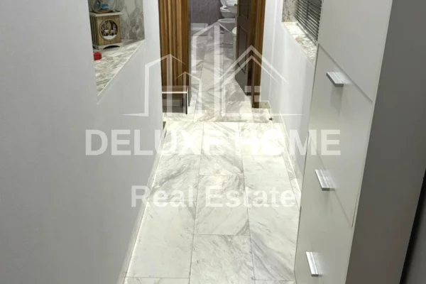 Jepet me Qira Apartament 1+1  Tek St. Dinamo, Tiranë