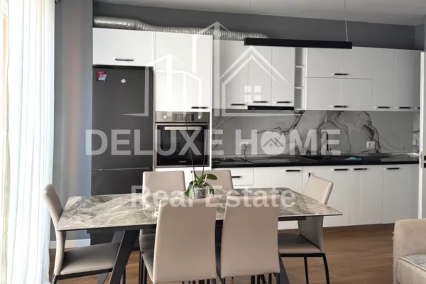 Shtepi me qera Apartament ne Tirane, 2+1, Mobilimi E mobiluar, Pagesa 750  Euro.