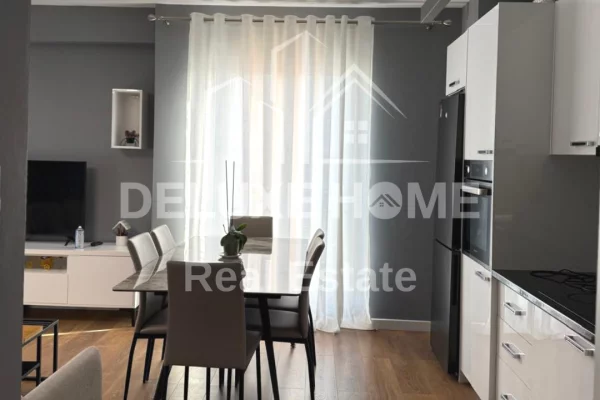 Shtepi me qera Apartament ne Tirane, 2+1, Mobilimi E mobiluar, Pagesa 750  Euro.