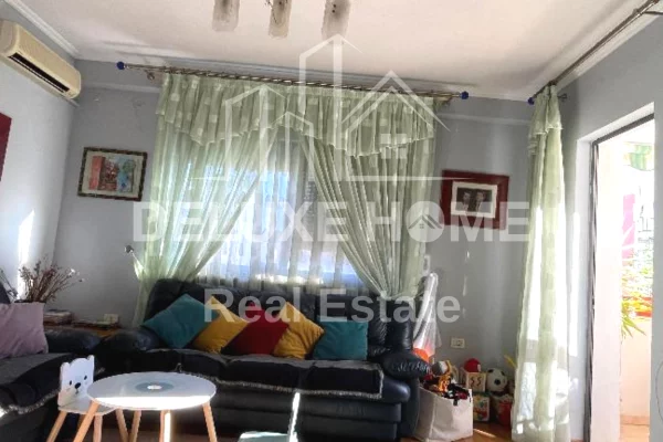 Appartamento in vendita a Tirana 3+1, Arredato