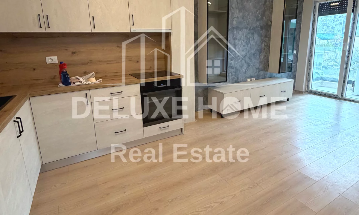 Shtepi ne shitje Apartament ne Tirane, 1+1, Mobilimi Pjeserisht e mobiluar, Pagesa 155,000  Euro.