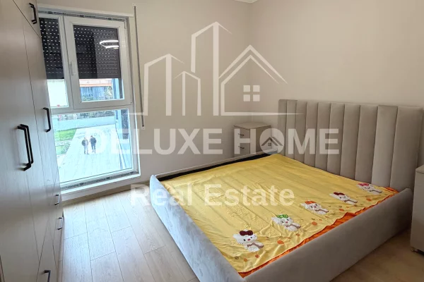 Shtepi ne shitje Apartament ne Tirane, 1+1, Mobilimi Pjeserisht e mobiluar, Pagesa 155,000  Euro.