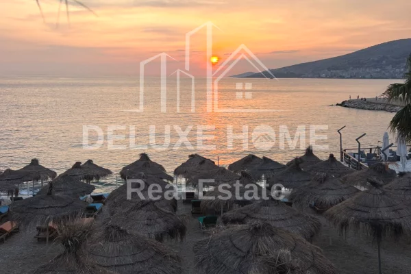 JEPET ME QIRA – Beach Bar ne Sarandë