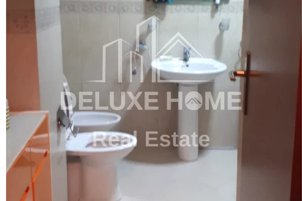 Shtepi me qera Apartament ne Tirane, 1+1, Mobilimi E mobiluar, Pagesa 600  Euro.