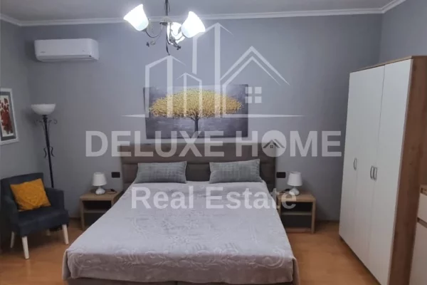 Shtepi me qera Apartament ne Tirane, 1+1, Mobilimi E mobiluar, Pagesa 600  Euro.