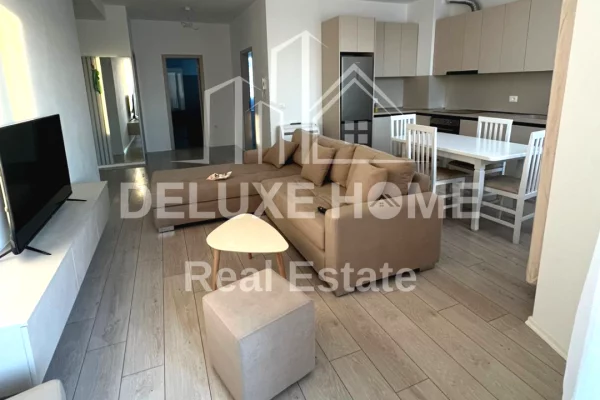  Apartament me Qira – Kompleksi River Residence (Ish Fusha e Aviacionit)