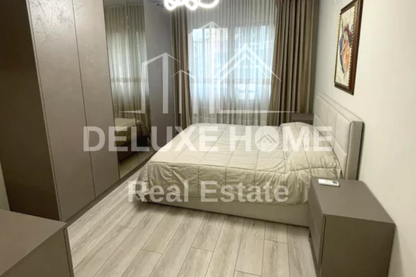 Shtepi me qera Apartament ne Tirane, 1+1, Mobilimi E mobiluar, Pagesa 900  Euro.