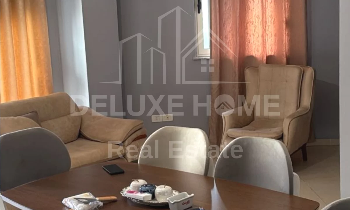 Shtepi me qera Apartament ne Tirane, 1+1, Mobilimi E mobiluar, Pagesa 550  Euro.