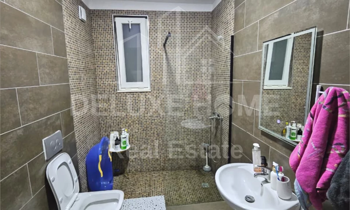 Shtepi me qera Apartament ne Tirane, 1+1, Mobilimi E mobiluar, Pagesa 450  Euro.