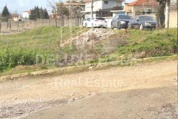 Ambient biznesi me qera 4+1 ne Tirane - 350 Euro