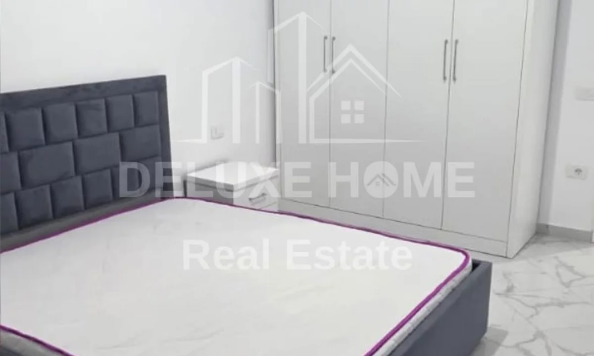 Shtepi me qera Apartament ne Tirane, 1+1, Mobilimi E mobiluar, Pagesa 450  Euro.