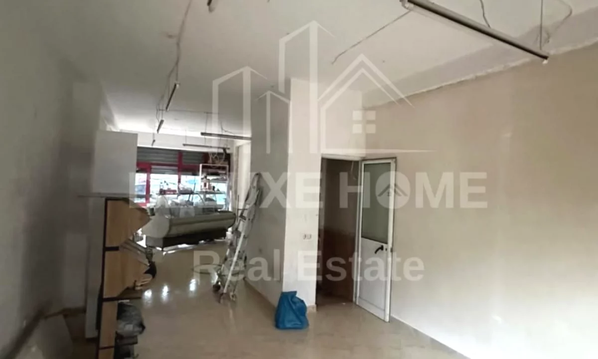  Ambient Biznesi ne Shitje (Brryli) 