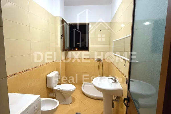 Shtepi me qera Apartament ne Tirane, 1+1, Mobilimi E mobiluar, Pagesa 45,000  Leke.