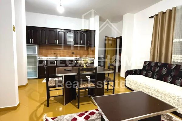 Shtepi me qera Apartament ne Tirane, 1+1, Mobilimi E mobiluar, Pagesa 45,000  Leke.