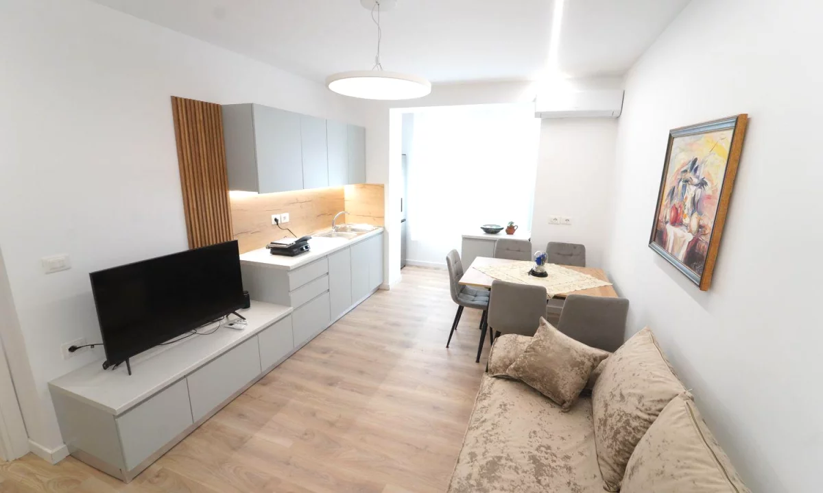 Shtepi me qera Apartament ne Tirane, 1+1, Mobilimi E mobiluar, Pagesa 50,000  Leke.