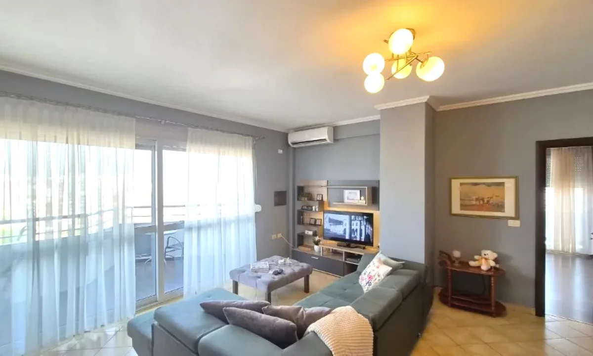 Shtepi me qera Apartament ne Tirane, 1+1, Mobilimi E mobiluar, Pagesa 65,000  Leke.