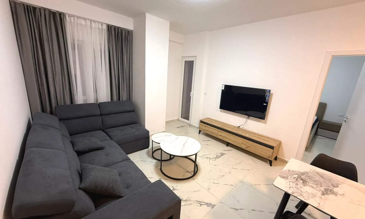 Shtepi me qera Apartament ne Tirane, 1+1, Mobilimi E mobiluar, Pagesa 55,000  Leke.