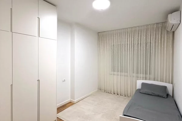 Shtepi me qera Apartament ne Tirane, 2+1, Mobilimi E mobiluar, Pagesa 60,000  Leke.