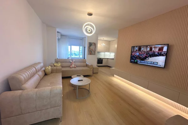 Shtepi me qera Apartament ne Tirane, 2+1, Mobilimi E mobiluar, Pagesa 1,000  Euro.