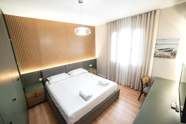 Shtepi ne shitje Apartament ne Tirane, 2+1, Mobilimi E mobiluar, Pagesa 220,000  Euro.