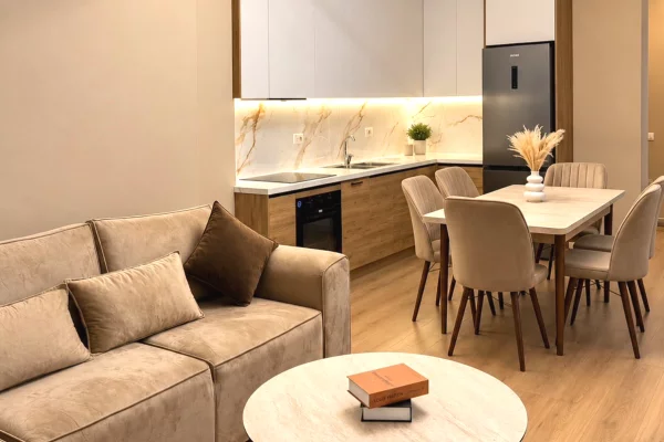 Shtepi me qera Apartament ne Tirane, 2+1, Mobilimi E mobiluar, Pagesa 1,200  Euro.