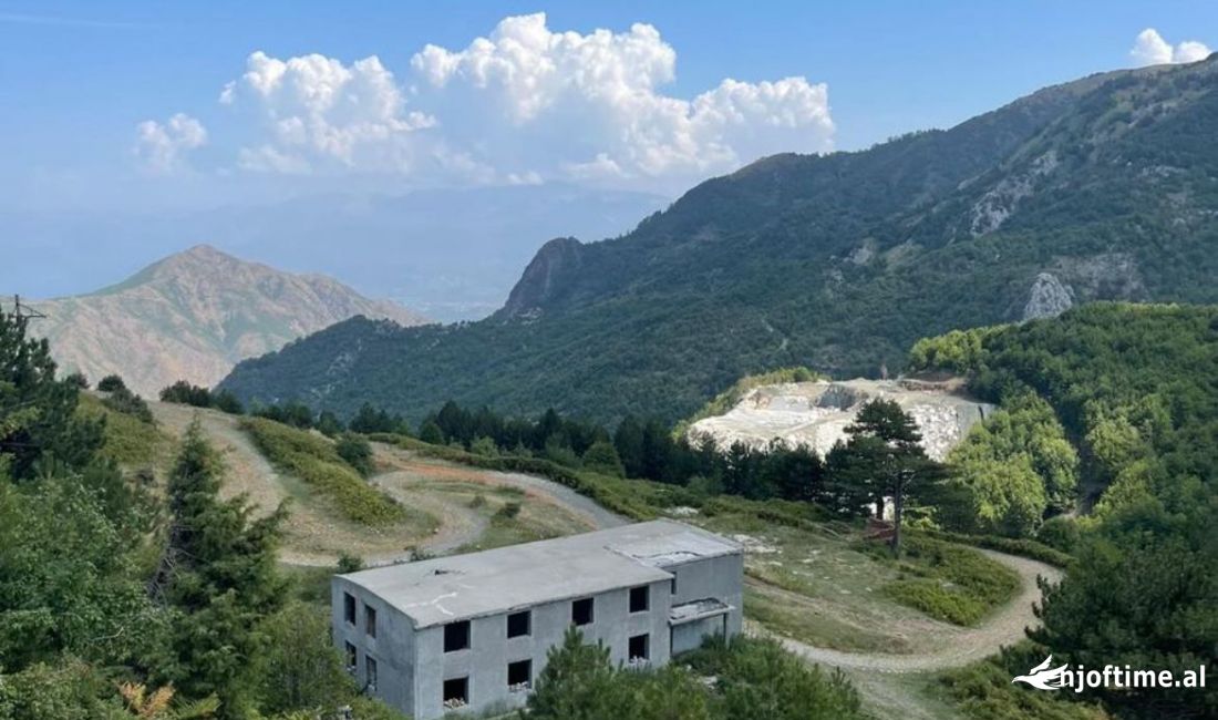 Shitet Objekt Per Hotel (Qafshtame)