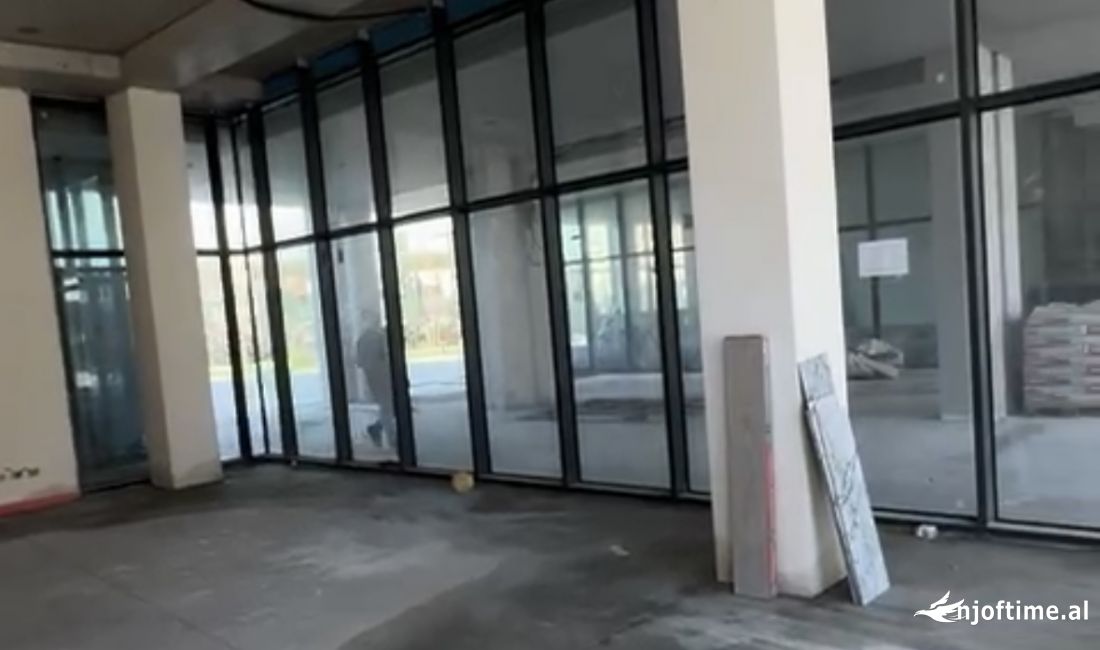 JEPET ME QERA AMBIENTI KATI o LAKEVIEW RRUGA KOSOVAREVE