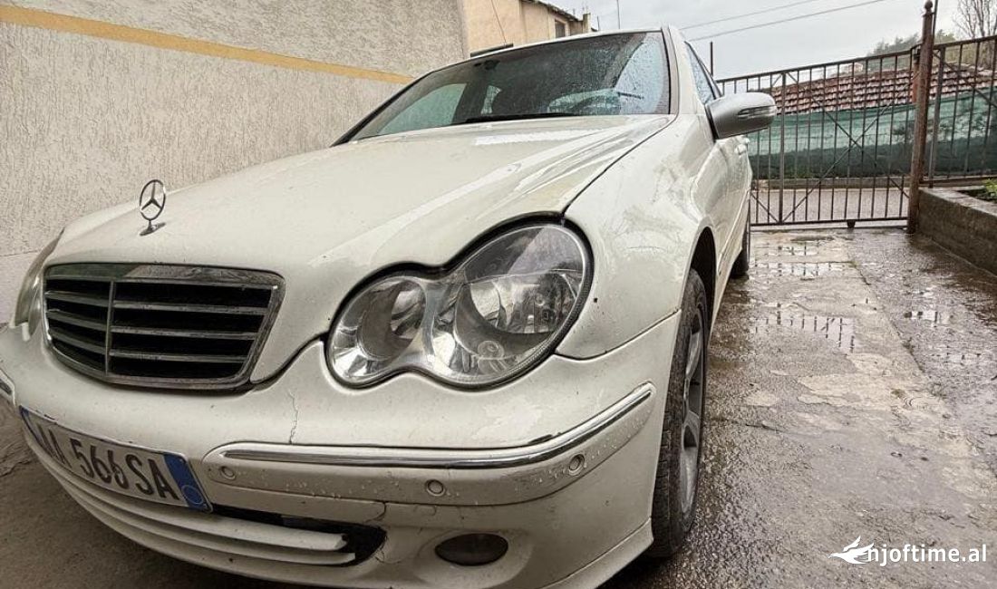 Auto in Vendita a Tirana, Mercedes-Benz, 2005 Diesel,Kambio Automatik Pagamento 4,700  Euro.